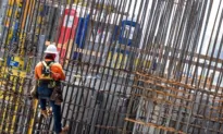 US Labor Market Continues to Slow as Economy Adds 187,000 New Jobs