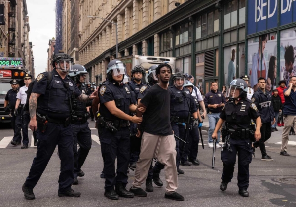 Us-demonstration-internet-police