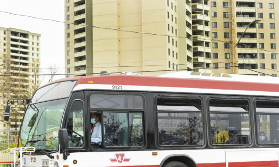 ‘Private Capital’ Potentially Needed to Revive Canada’s Public Transit: Federal Report