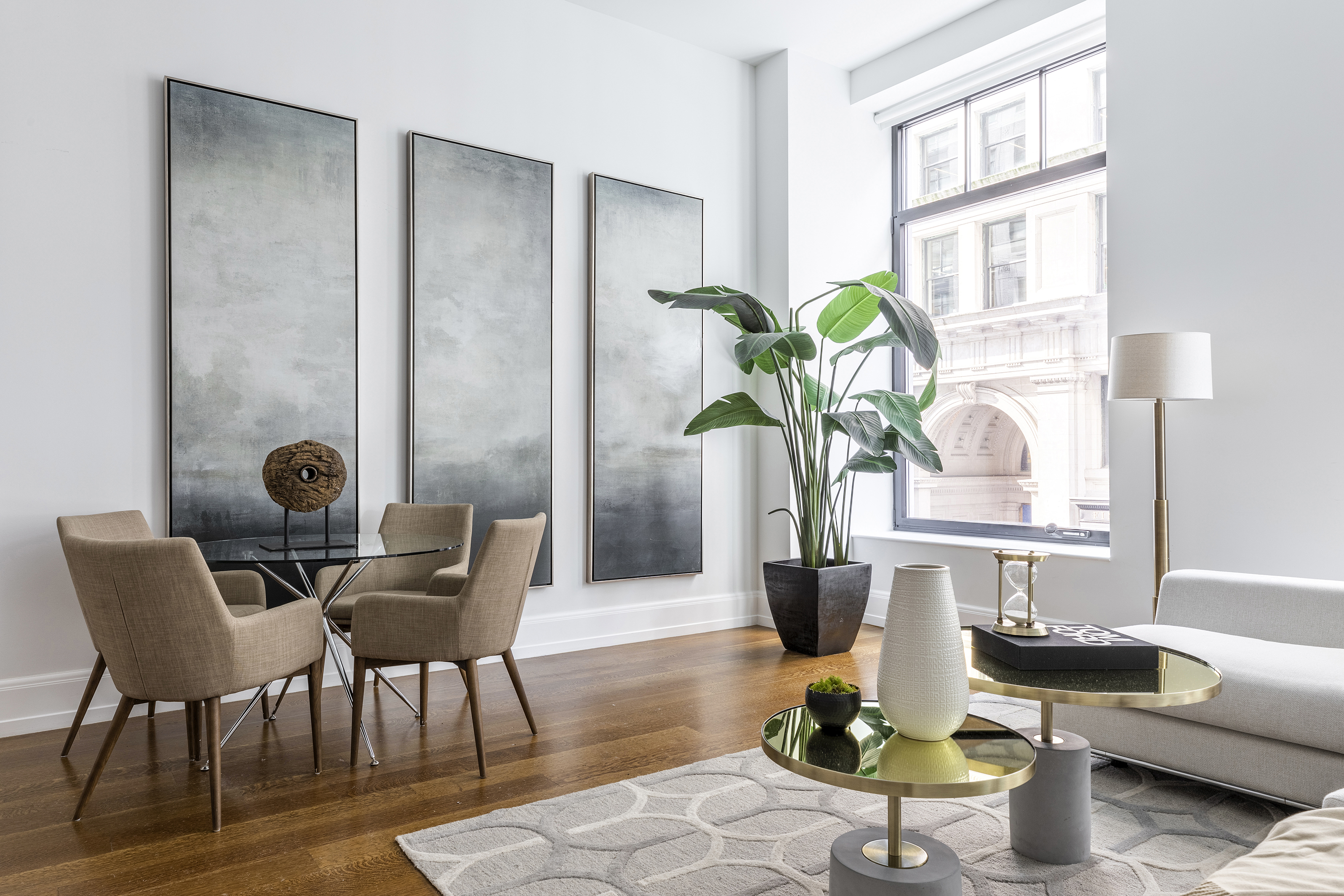 An organic wood element serves as an alternative to florals.