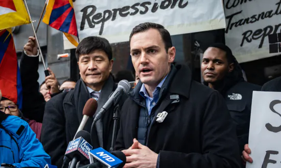 House China Panel Issues Subpoena Investigating Bio-Lab in California