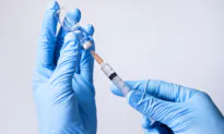 Delayed Headaches Occurring After COVID Shot Raise Red Flags: Researcher