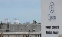 Tyson Foods to Shut 4 US Chicken Plants in Blow to Small Towns