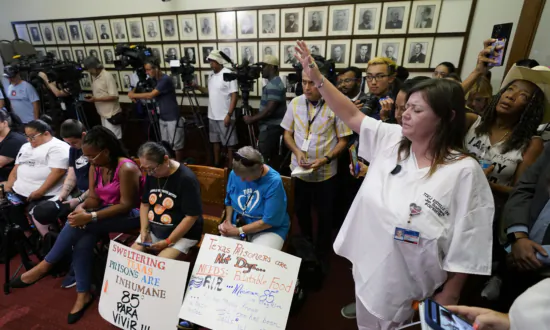 IN-DEPTH: Texas Prisons are ‘Cooking’ Their Inmates in Cells Without Air-Conditioning, Families Say