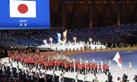 Japanese Delegation Met With Embarrassing Silence at World University Games in China