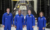 Astronauts Get First Look at the Spacecraft That Will Fly Them Around the Moon