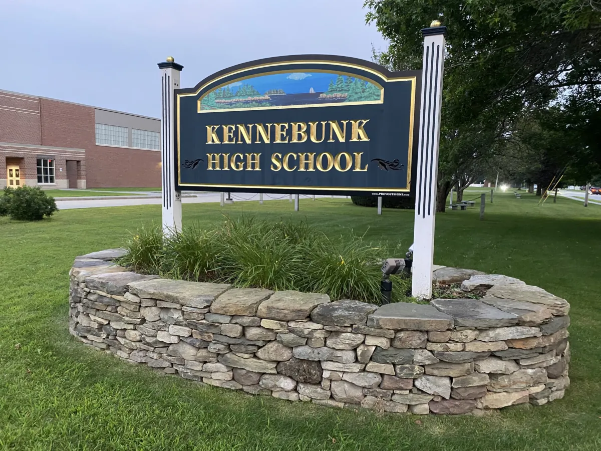 Sign at the entrance to Kennebunk High School (Alice Giordano/ The Epoch Times)