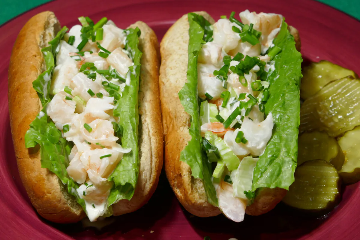 Shrimp roll. (Linda Gassenheimer/TNS)