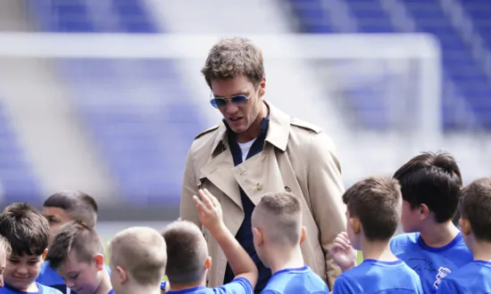 NFL Great Tom Brady Touches Down in Birmingham and Meets Some of the Locals in a Pub Before Match