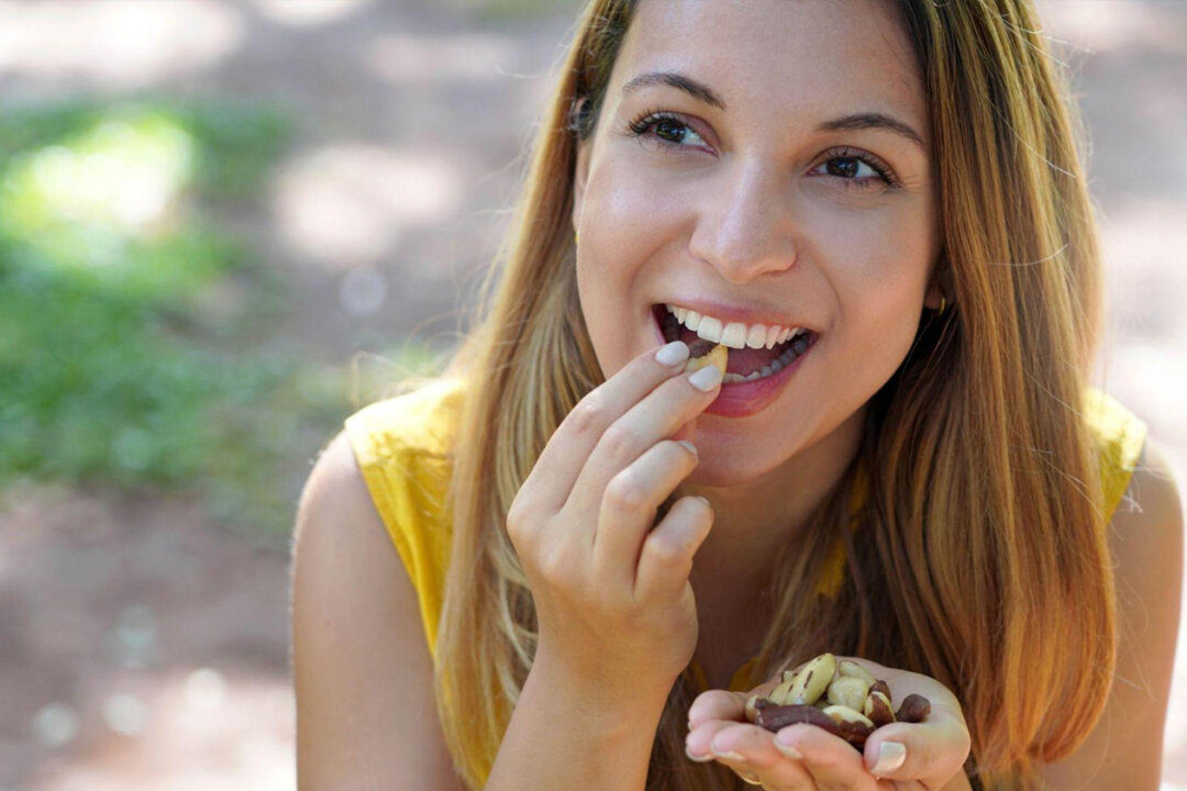 Nutritionist Huang Yiling shares the five nuts with the highest nutritional value, including Brazil nuts. (Zigres/Shutterstock)