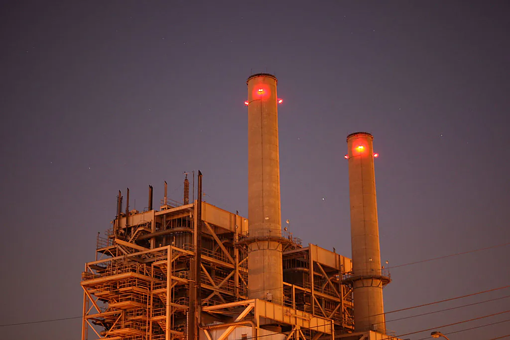 The AES Corporation 495-megawatt Alamitos natural gas-fired power station stands in Long Beach, Calif., on Oct. 1, 2009. (David McNew/Getty Images)