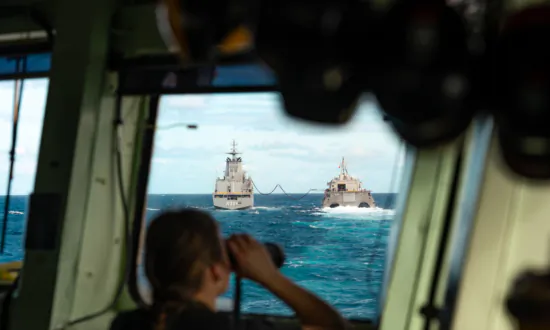 2 Canadian Warships Deploy to Indo-Pacific in Bid to Increase Military Presence
