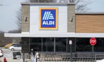 Aldi to Buy 400 Winn-Dixie, Harveys Groceries in Southern US