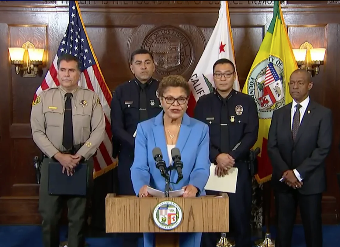Los Angeles Mayor Karen Bass during a news conference in Los Angeles on Aug. 17, 2023. (Mayor Karen Bass via Facebook/Screenshot via The Epoch Times)