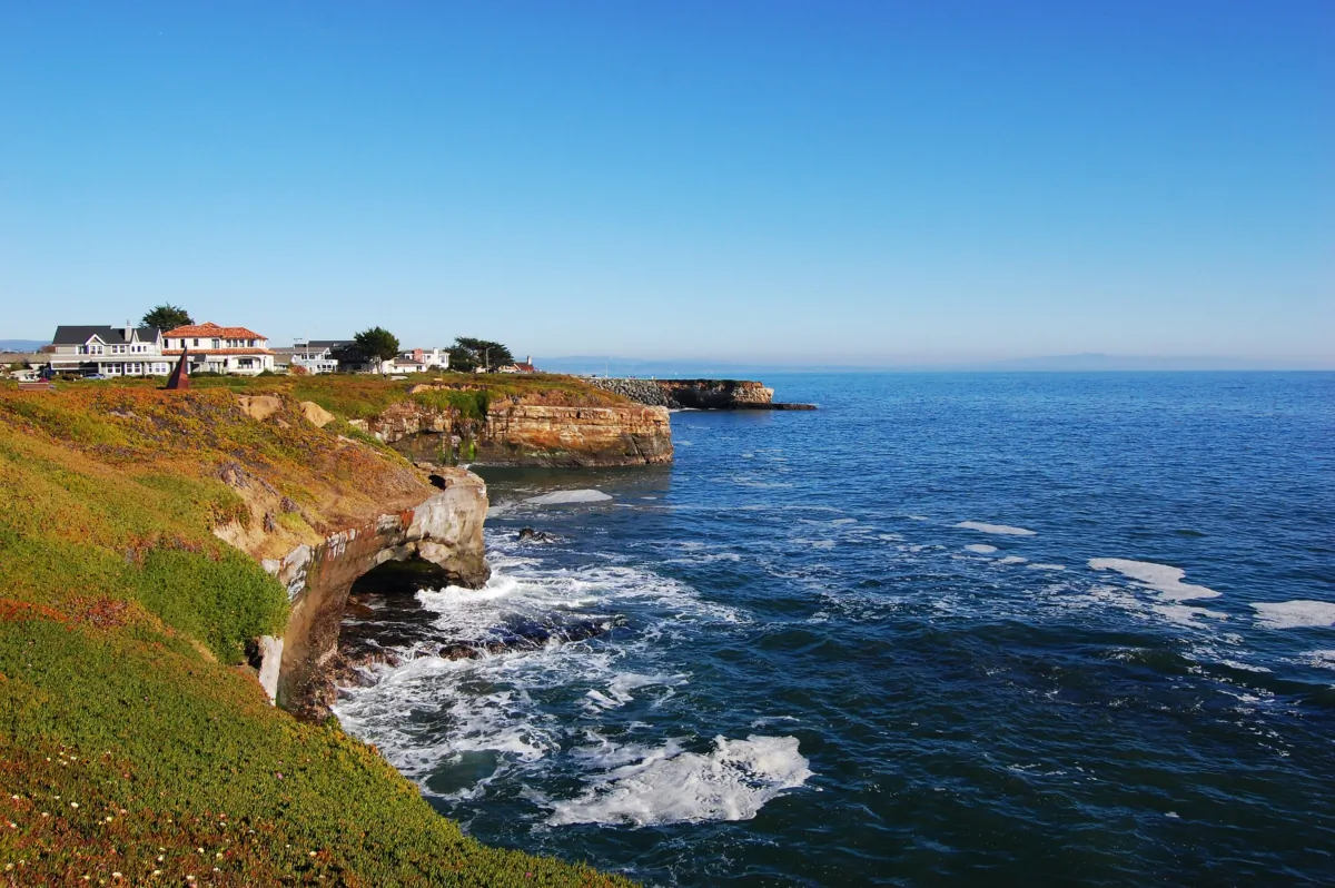 Rocky coastline in Santa Cruz, California. (Dreamstime/TNS)