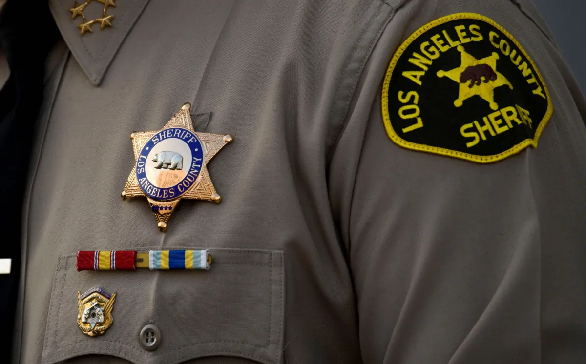 The badge of the Los Angeles County sheriff in a file photo. (Patrick T. Fallon/AFP via Getty Images)