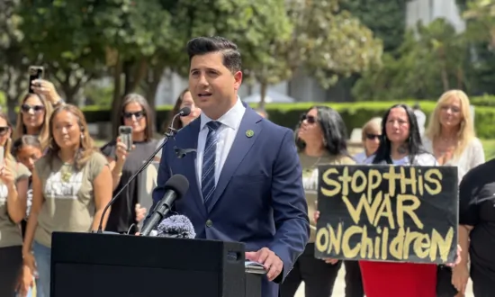 Parental Rights Groups Accuse State of ‘Sexualizing’ Children 