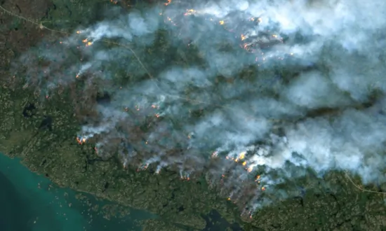 Canada Demands Meta Lift a Ban on News to Allow Fires Information to Be Shared