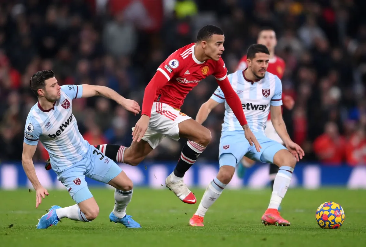 Mason Greenwood in action for Manchester United against West Ham at Old Trafford in Manchester on Jan. 22, 2022. (Laurence Griffiths/Getty)