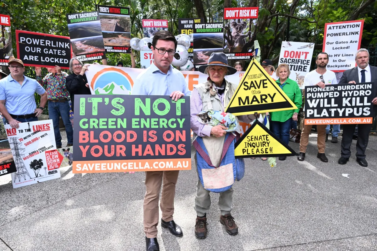 Federal Leader of The Nationals David Littleproud is seen with protestors outside the Queensland Parliament House in Brisbane, Australia, on Aug. 22, 2023. (AAP Image/Darren England)