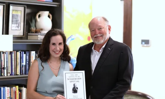How One Woman Is Capturing the Stories of Average Americans Through Life Storybooks