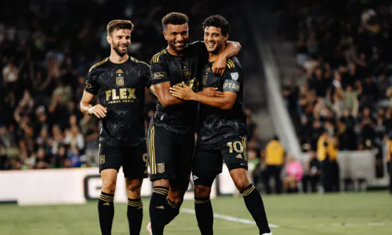 Carlos Vela Returns to Help LAFC Throttle Colorado 4–0