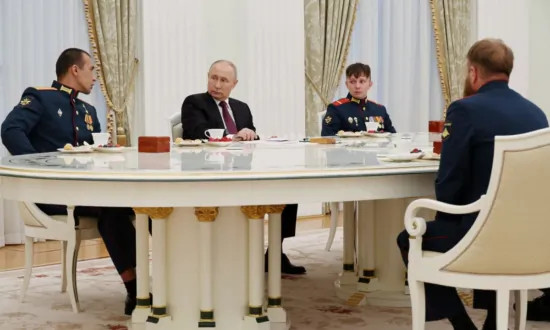 Putin Orders Wagner Fighters to Sign Oath of Allegiance After Prigozhin’s Demise