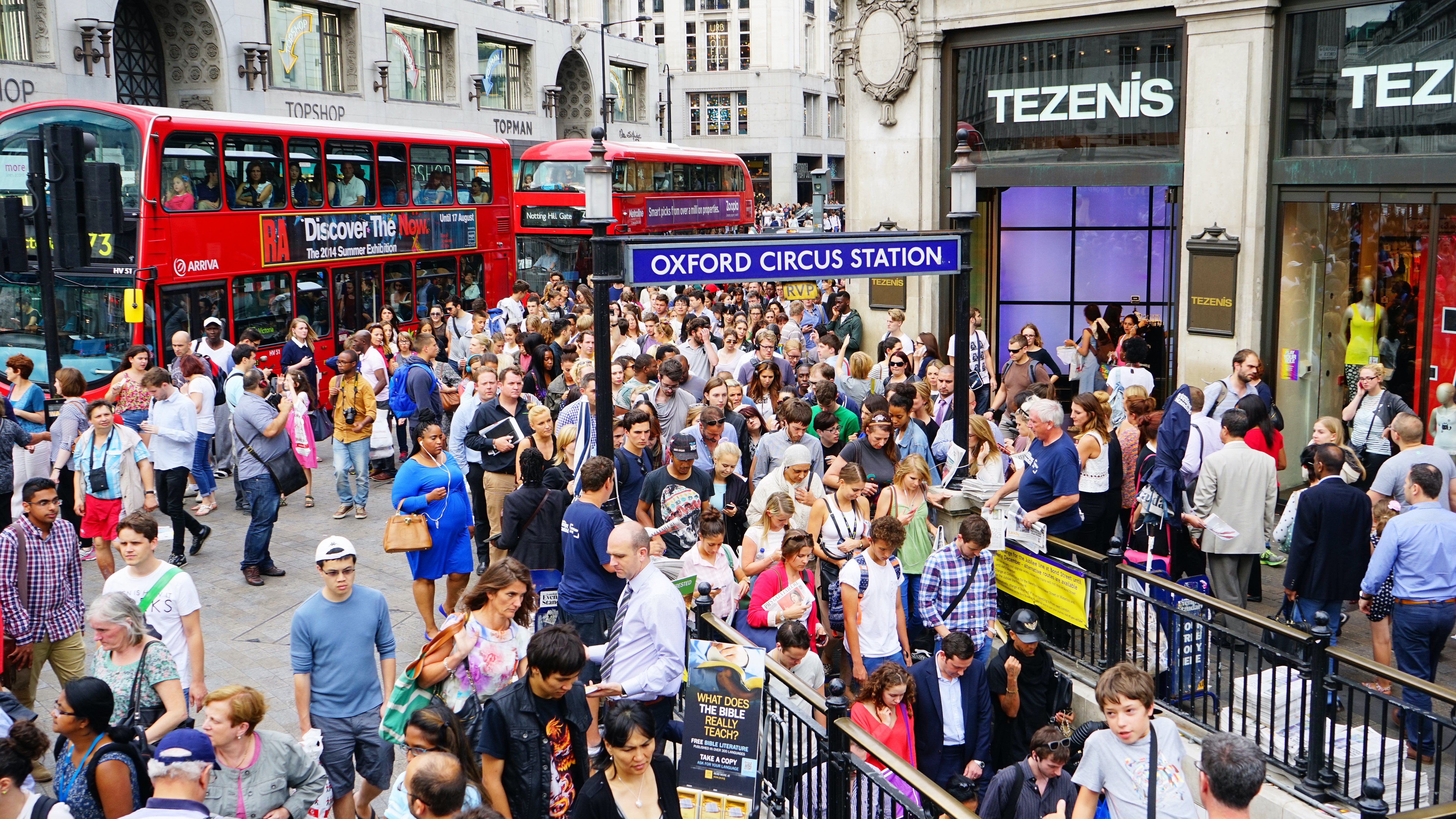 crowded London street