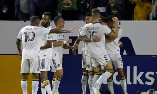 Tyler Boyd, Galaxy Take Advantage of Short-Handed Fire