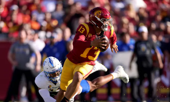 Heisman Winner Caleb Williams Throws 4 TD Passes, Leads No. 6 USC Past San Jose State 56–28