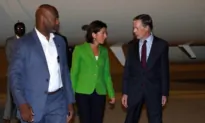 US Commerce Secretary Arrives in Beijing as CCP Struggles to Save Its Economy