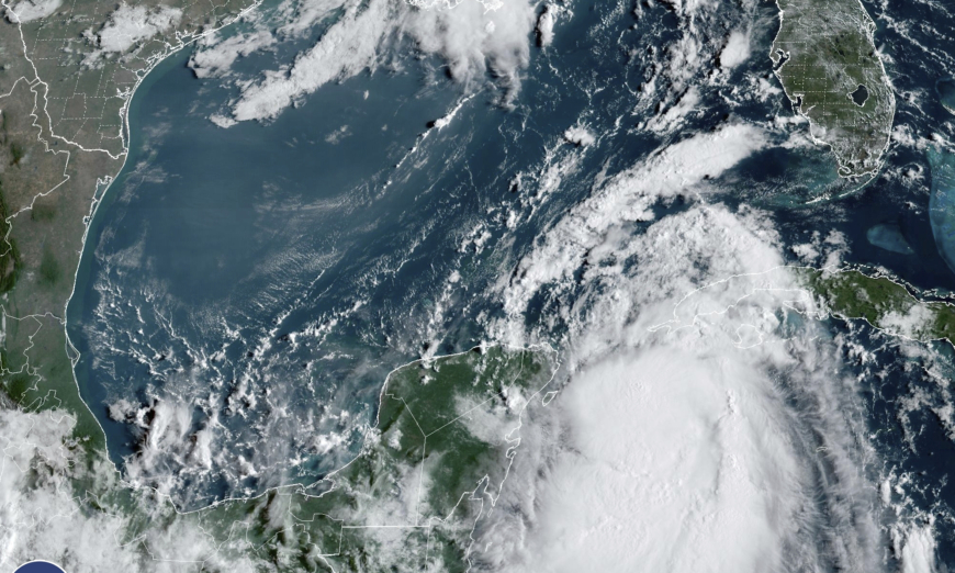 Hurricane Idalia hits Florida, live view of Tampa Bay.