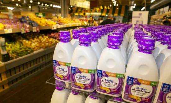 Feds Mull Stopgap Plan for Formula Shortage Before Overhauling Approval Process: Docs