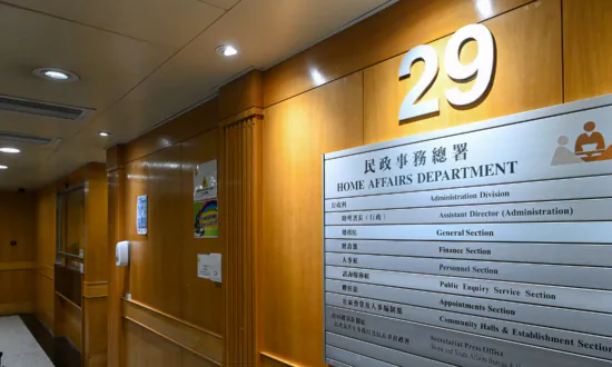 China’s Bootlicking Culture Moves to Hong Kong as Official Is Feted by 43-table Banquet Before Leaving for Training in Beijing