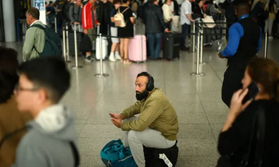 Air Traffic Control Failure Was Caused by Flight Data, Not Cyberattack: Officials