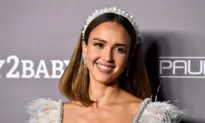 Jessica Alba, Lizzy Mathis Pursue ‘Honest Renovations’ on Roku
