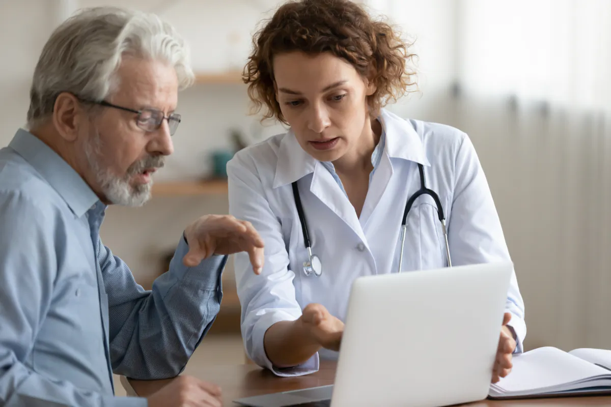 The burden of communication falls on surgeons, but patients should be aware of red flags, take time to make decisions, and formulate questions that matter to them. (Shutterstock)