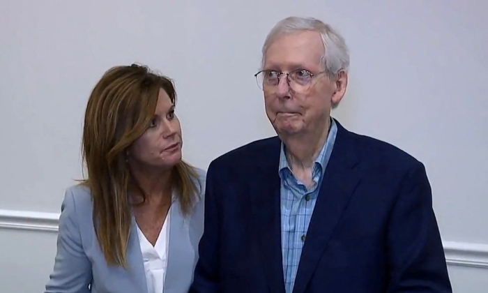 US Sen. McConnell Freezes for the 2nd Time in 5 Weeks