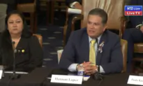 Gold Star Families Encourage US to Continue Fight Against Terrorism at Roundtable