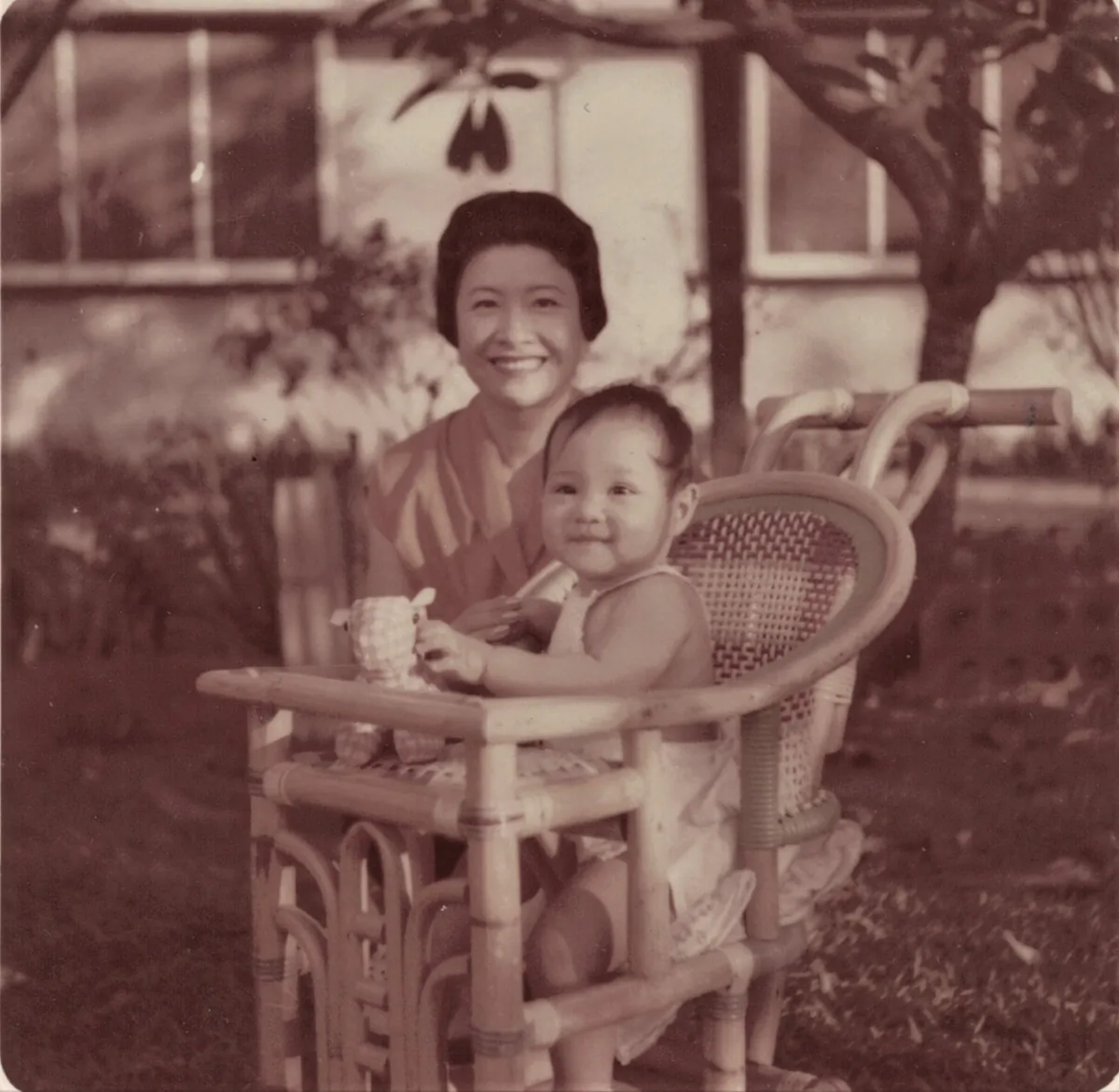 Lulu Reyes Besa with baby daughter Elizabeth Ann, in Manila, 1958. (Courtesy of Elizabeth Ann Besa-Quirino)