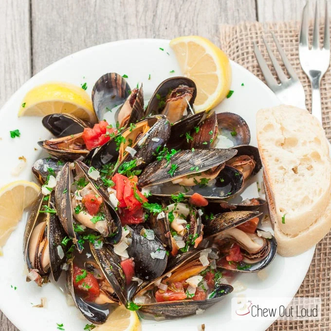 Mussels in Lemon Butter Wine Sauce