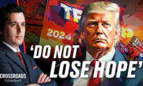 Trump Says ‘Do Not Lose Hope’ in Face of Legal Attacks