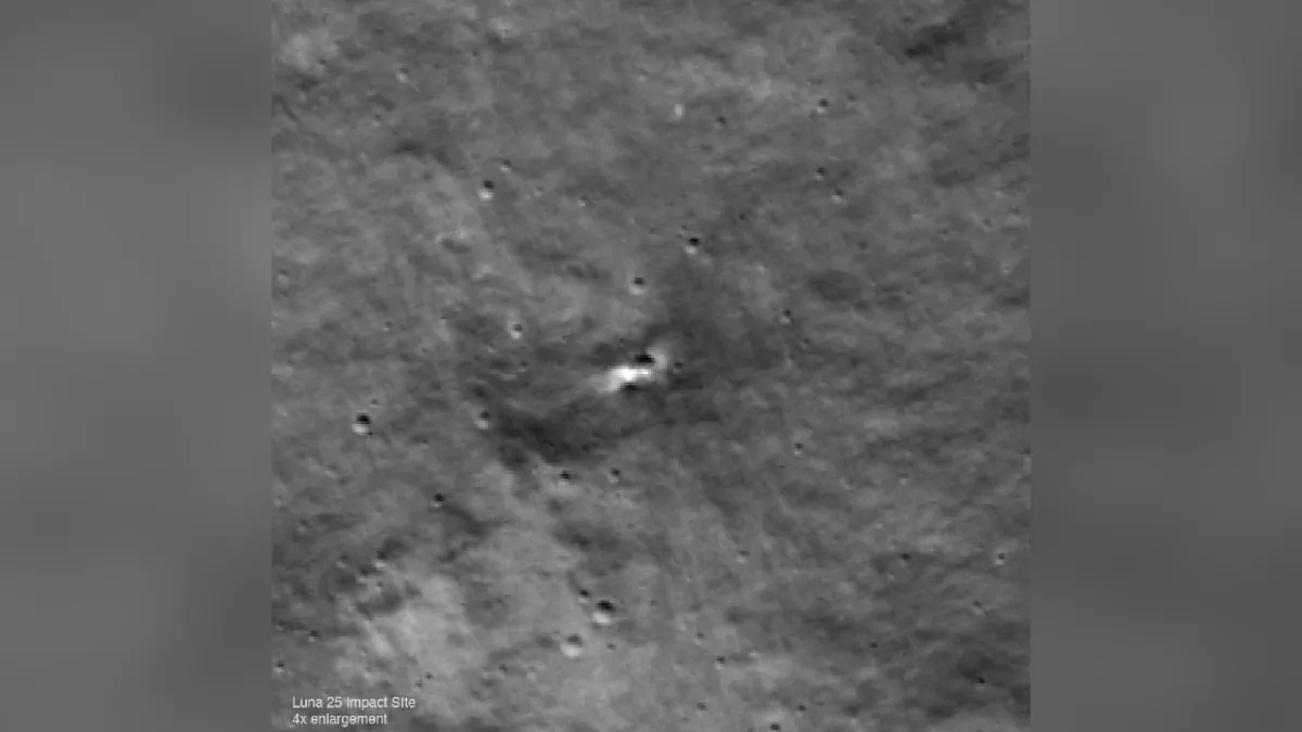 An LROC NAC image enlarged four times centered on the likely Luna 25 crater. (NASA’s Goddard Space Flight Center/Arizona State University via AP)