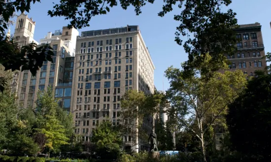 Manhattan’s Historic Gramercy Park Hotel Has New Operator; Reopening Set for 2025