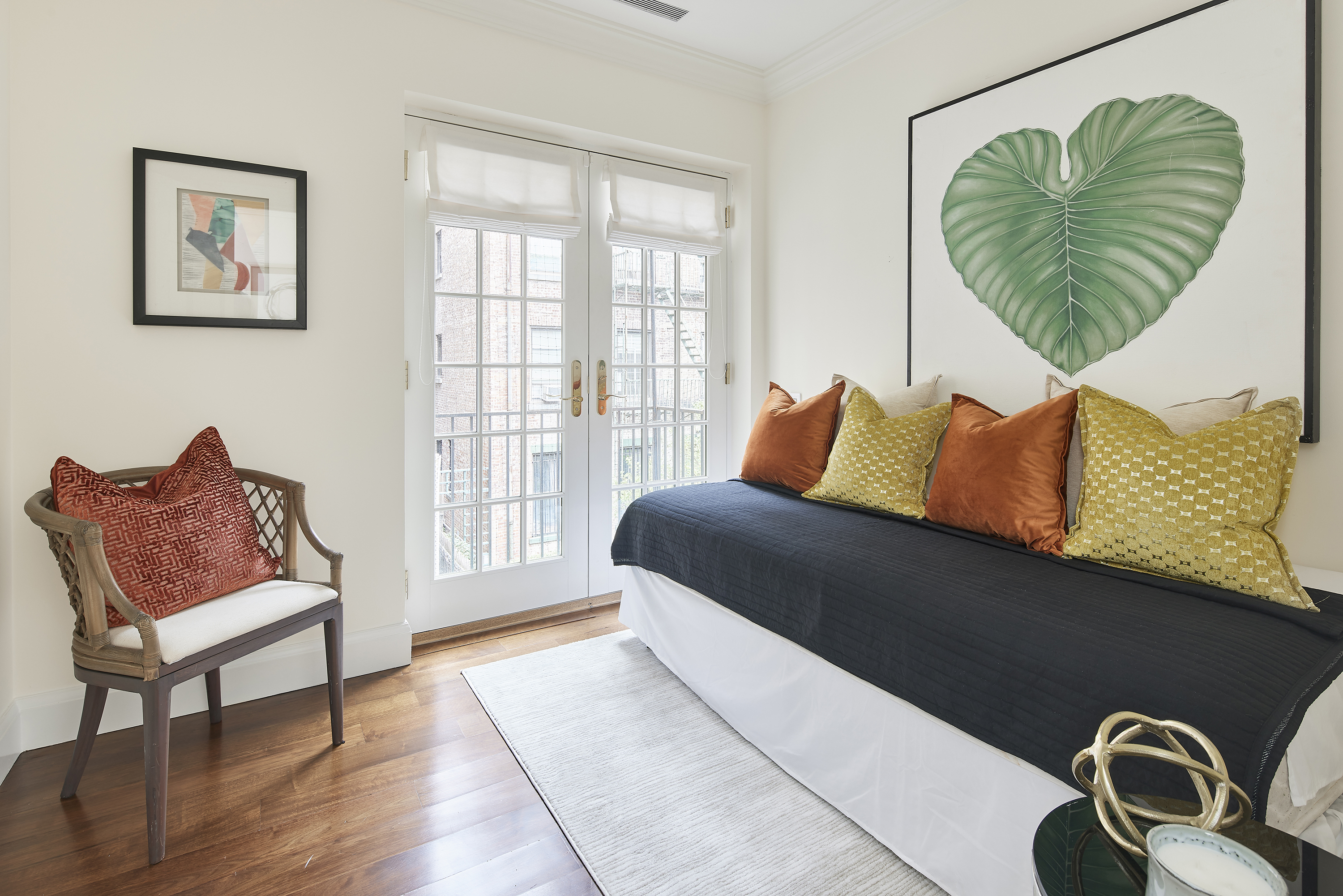 Toss pillows in warm colors add a portable decor element of fall. 