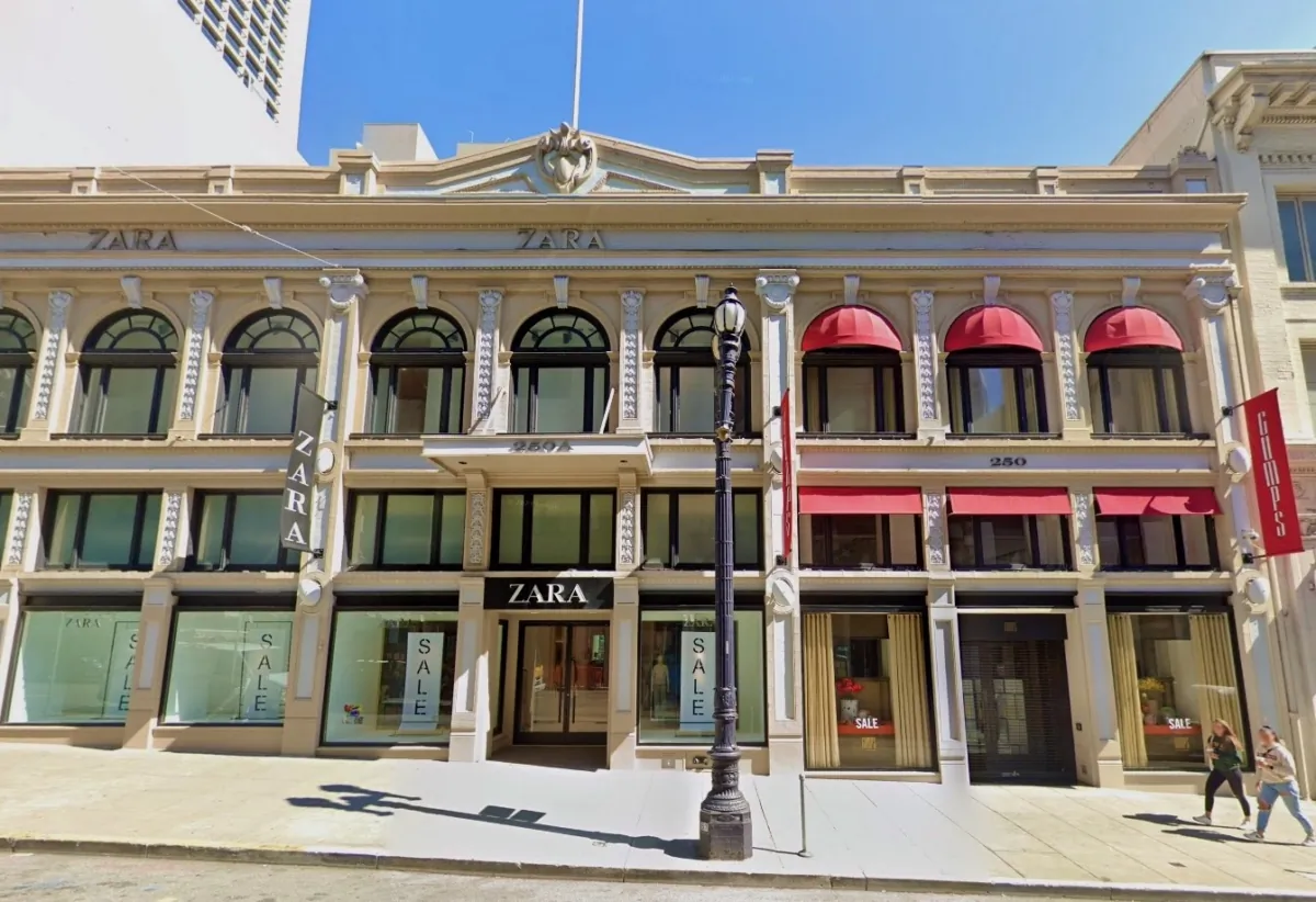 Gump's historic luxury retailer (R) in San Francisco. (Google Maps/Screenshot via The Epoch Times)