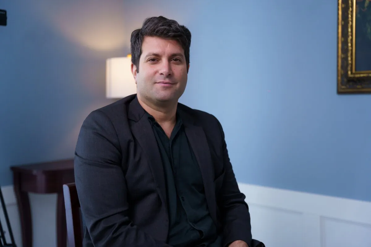 Jacob Siegel, a senior editor at Tablet Magazine, in Washington on Aug. 21, 2023. (Alejandro Heredia/The Epoch Times)