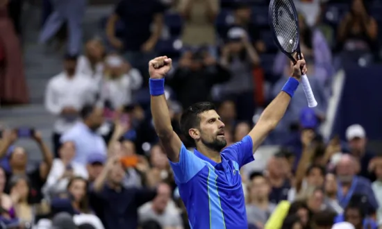 Djokovic Enjoys Drama-Free Win to Reach US Open Quarters