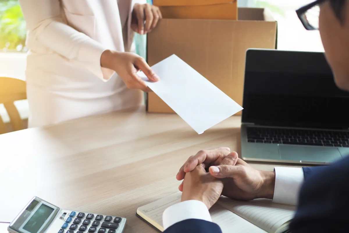 As bad as the job is, you want to quit in a professional manner. (shisu_ka/Shutterstock)