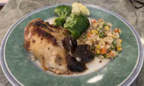 This Simple Autumnal Chicken Dish Features Fresh Figs